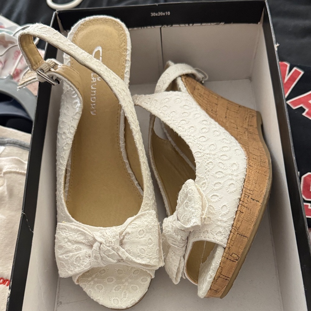 CL by Laundry White Textured Wedge Sandals